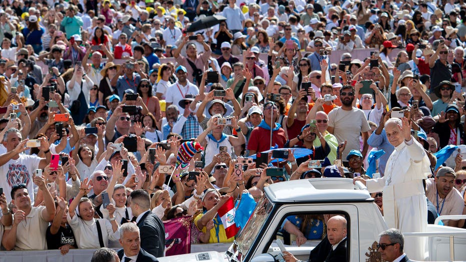 Pope Leo XIV to canonize two modern saints this weekend as faithful flock to Rome Education QLD
